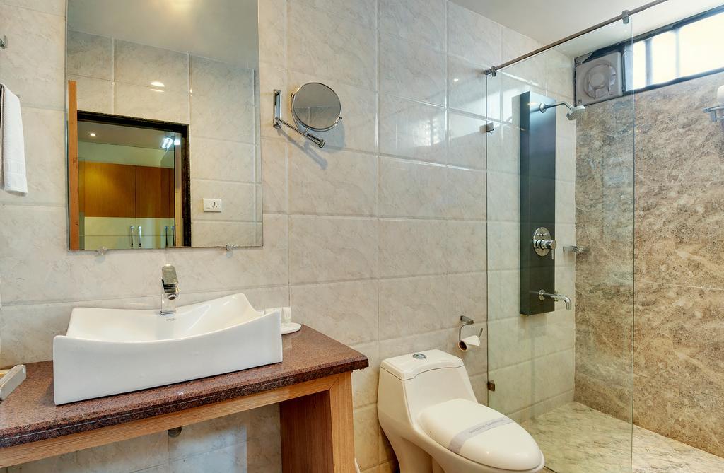 Hotel Balaji Central Ratlām المظهر الخارجي الصورة